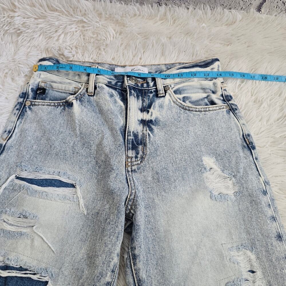 Kancan High Rise Straight Light Wash Distressed Jeans KC8667L Size 5/26 - Picture 10 of 13